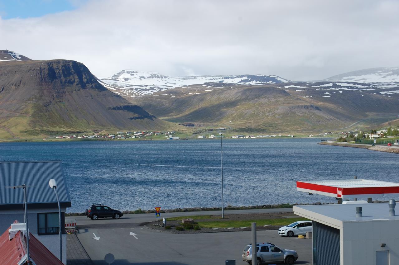 Managisting Guesthouse Isafjordur Екстер'єр фото